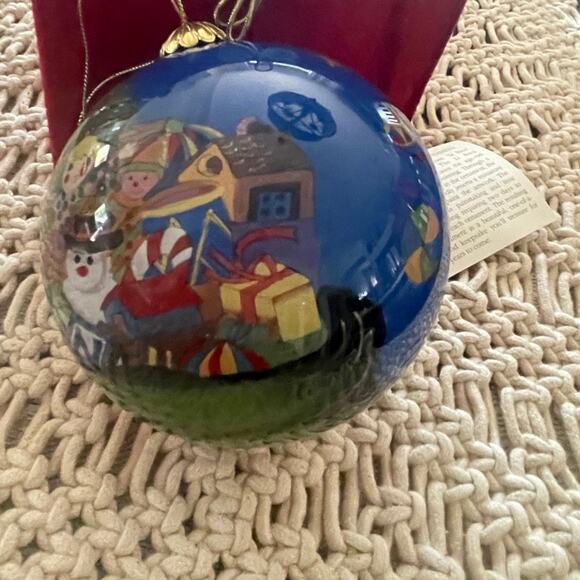 Pier Imports reverse paint glass Ornament - Picture 4 of 9